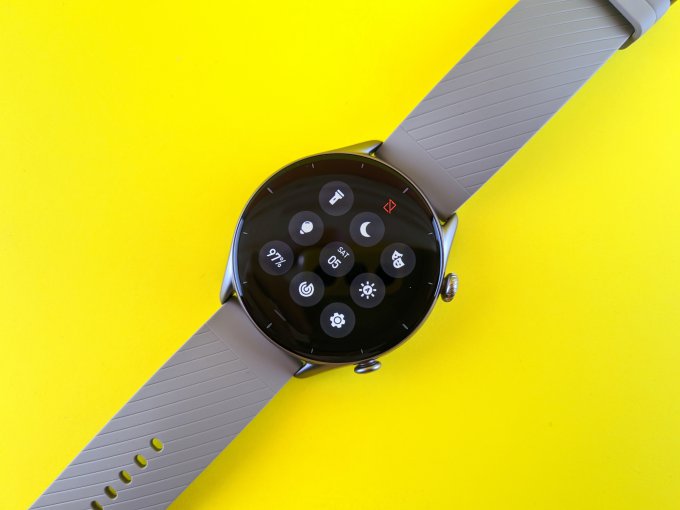 Smartwatch z androidem